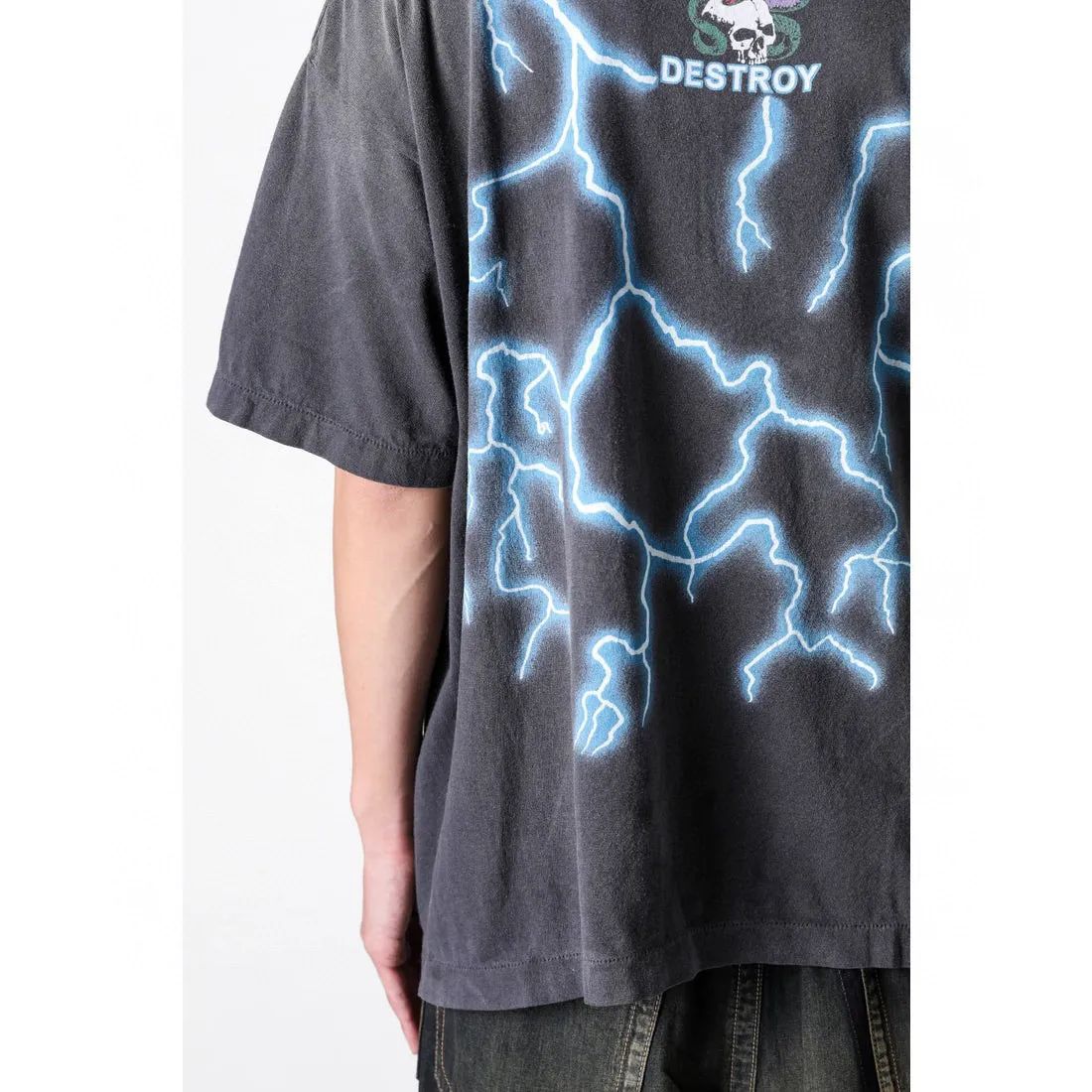 SAINT Mxxxxxx MEDUSA SS TEE/BLK Medusa Hydra retro sulfur-dyed short-sleeves, washed black S-XL, cylindrical fabric with no side seams, the open width is almost meaningless, Assute ready-to-wear dyeing, the whole piece faded, collar and cuffs frayed, many hangings, oversized printing position, genuine level restoration, customized joint main mark/wash mark/with little angel anti-counterfeiting